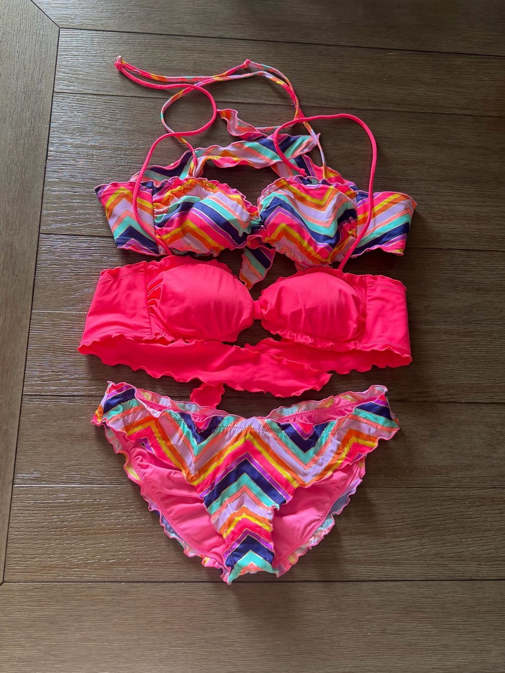 NEW Victoria’s Secret Three- Piece Swimsuit, M
